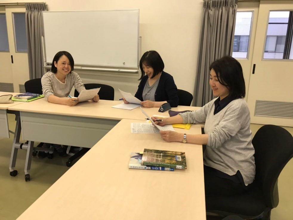 精神看護学領域 看護学専攻のご紹介 大学院紹介 愛媛県立医療技術大学公式ホームページ 精神看護学領域 看護学専攻のご紹介 大学院紹介 愛媛県立医療技術大学公式ホームページ