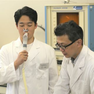 学生一人あたりに対して、教員数が多い